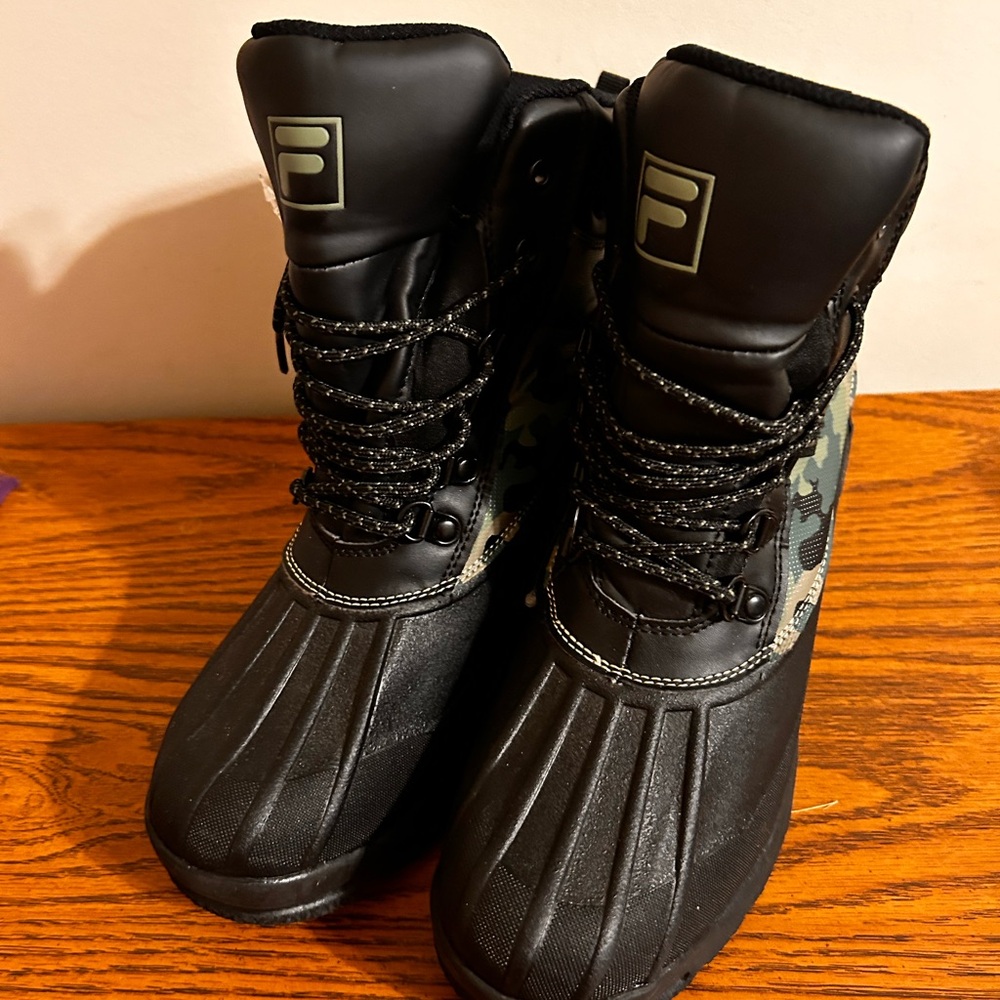 Fila Black Waterproof Insulated Duck Boots/Green Camouflage/Men’s Size 7/NWOT